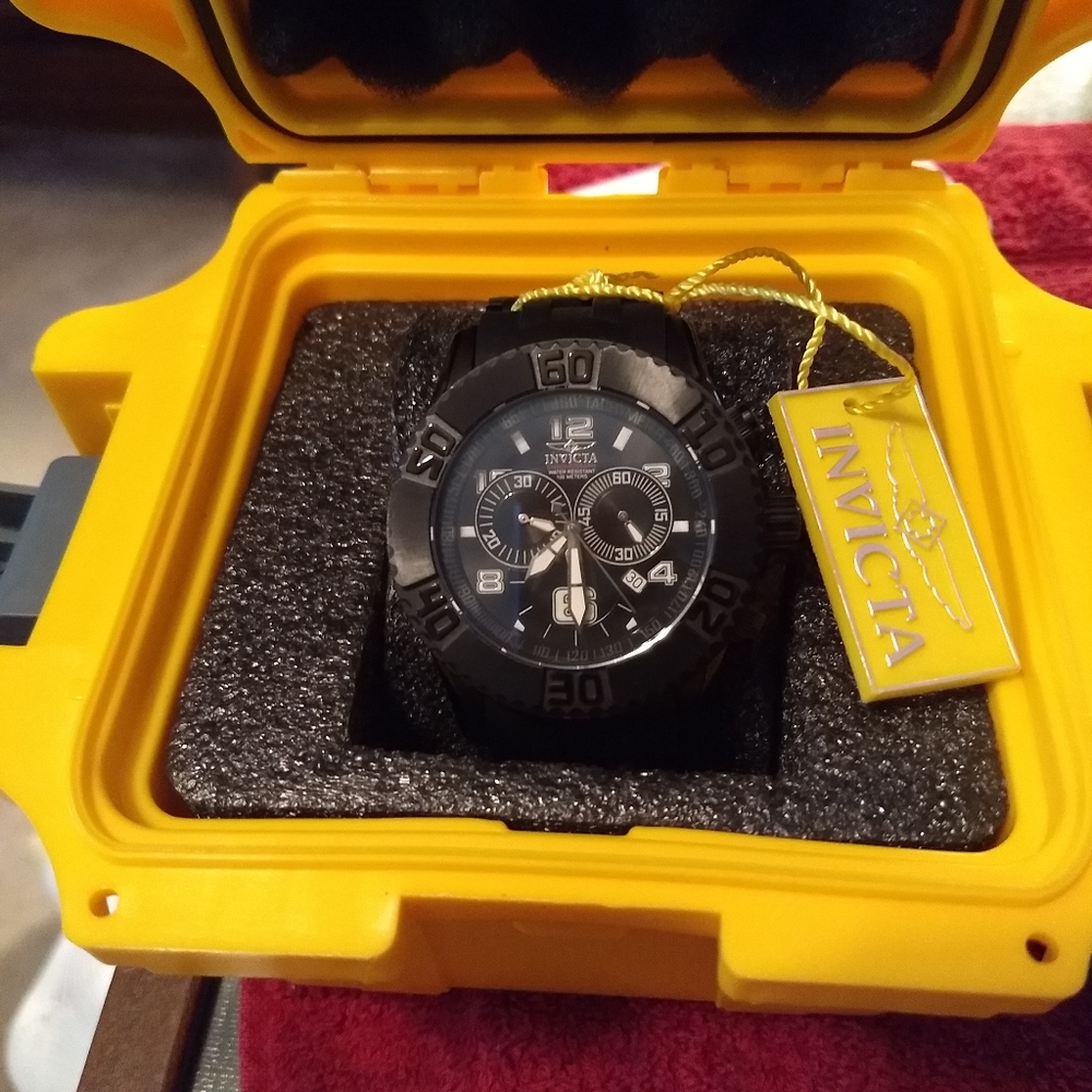 Men's Invicta watch - Picture 6 of 7